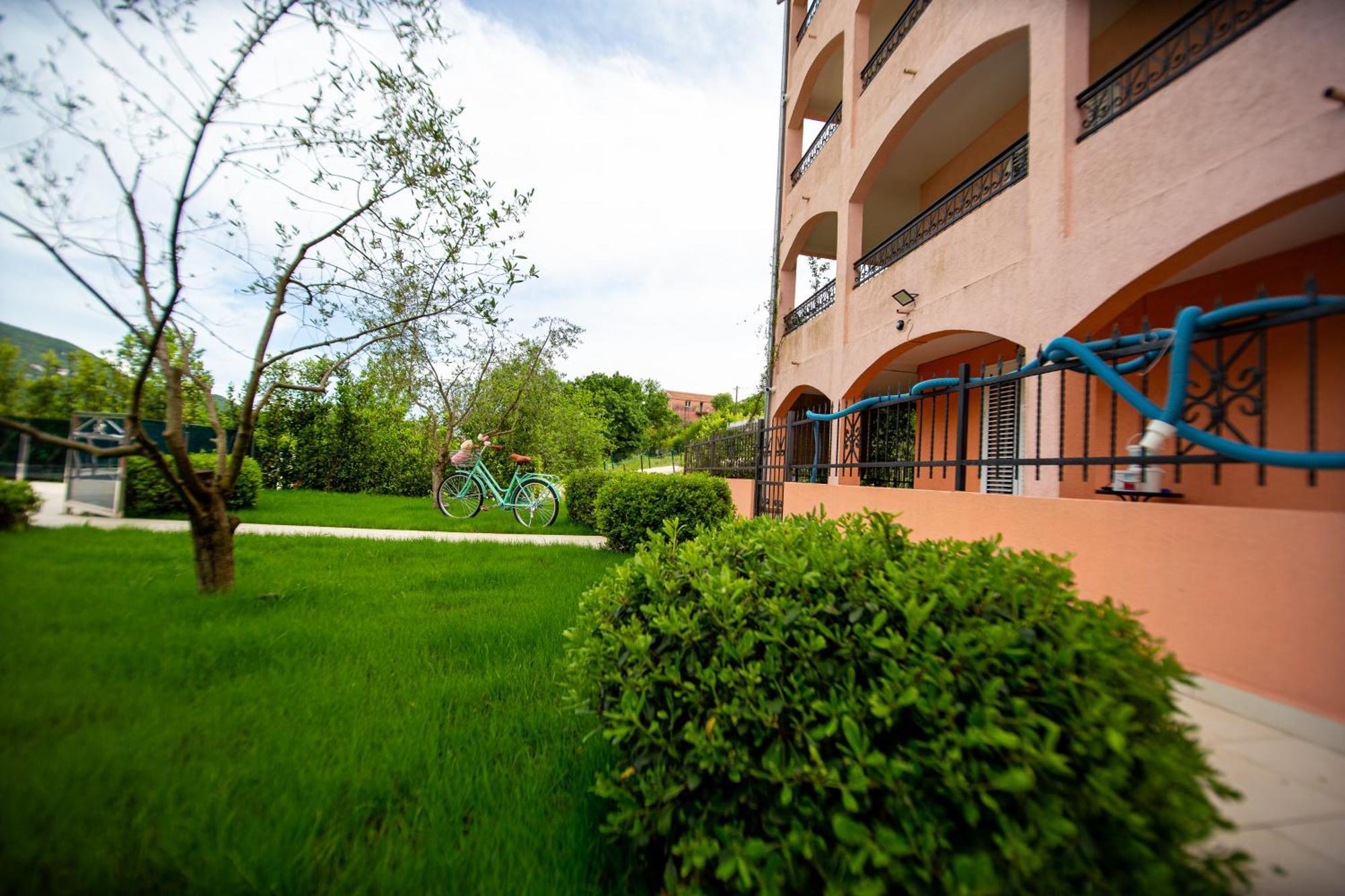 Pejovic Residence Будва Екстер'єр фото